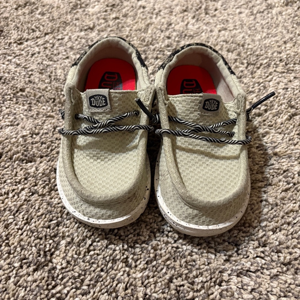 Hey Dude Kids' Moccasins in Beige and Black